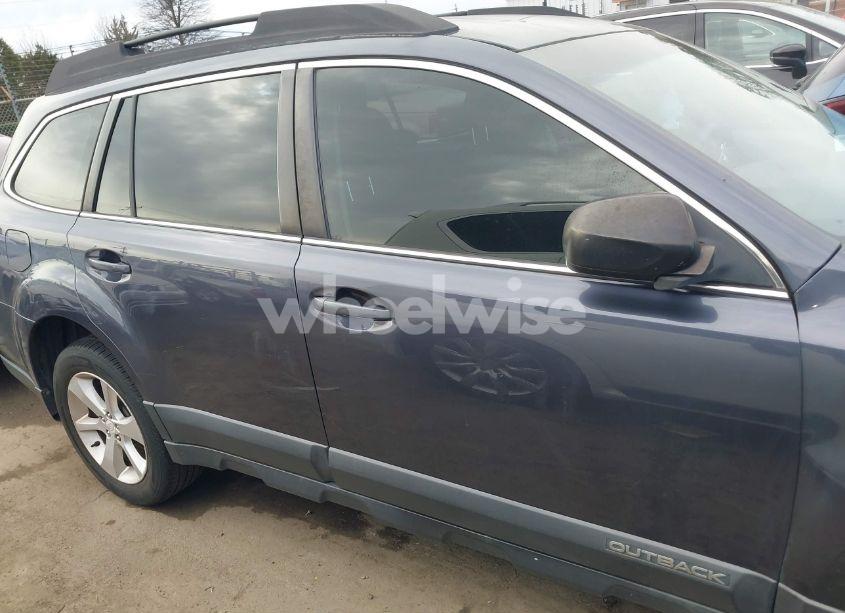 Photo 13 of 2014 Subaru Outback 2.5I (VIN 4S4BRCAC1E3299900)