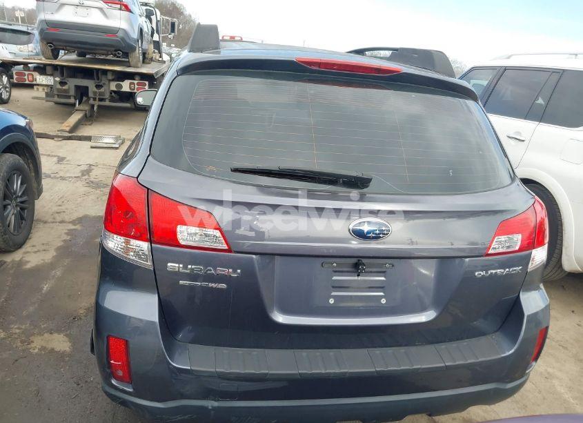 Photo 16 of 2014 Subaru Outback 2.5I (VIN 4S4BRCAC1E3299900)