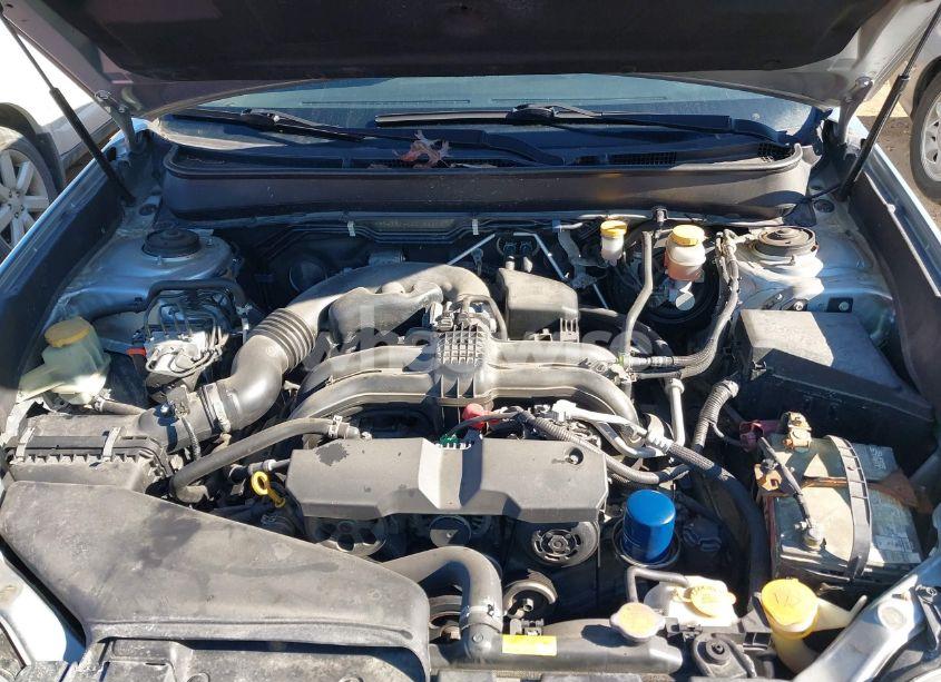 Photo 10 of 2013 Subaru Outback 2.5I (VIN 4S4BRCAC2D1222981)