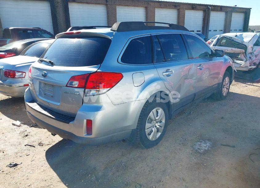 Photo 4 of 2013 Subaru Outback 2.5I (VIN 4S4BRCAC2D1222981)