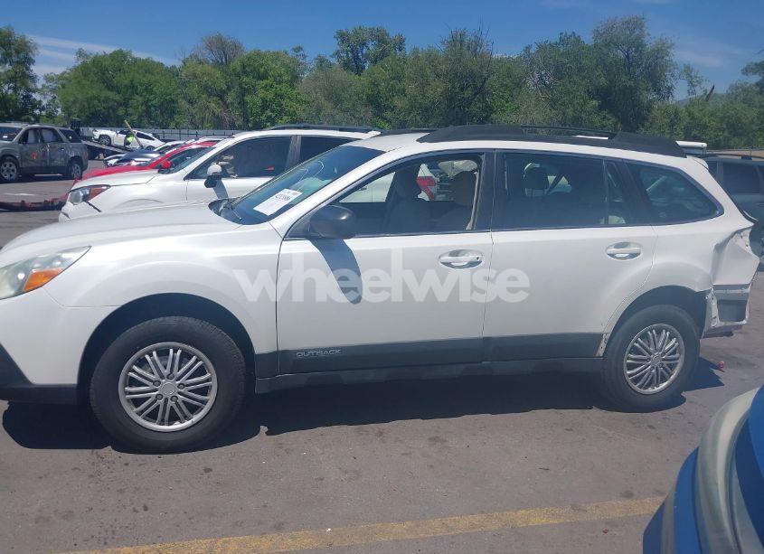 Photo 15 of 2014 Subaru Outback 2.5I (VIN 4S4BRCAC2E1243010)