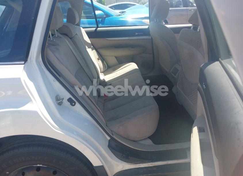 Photo 8 of 2014 Subaru Outback 2.5I (VIN 4S4BRCAC2E1243010)