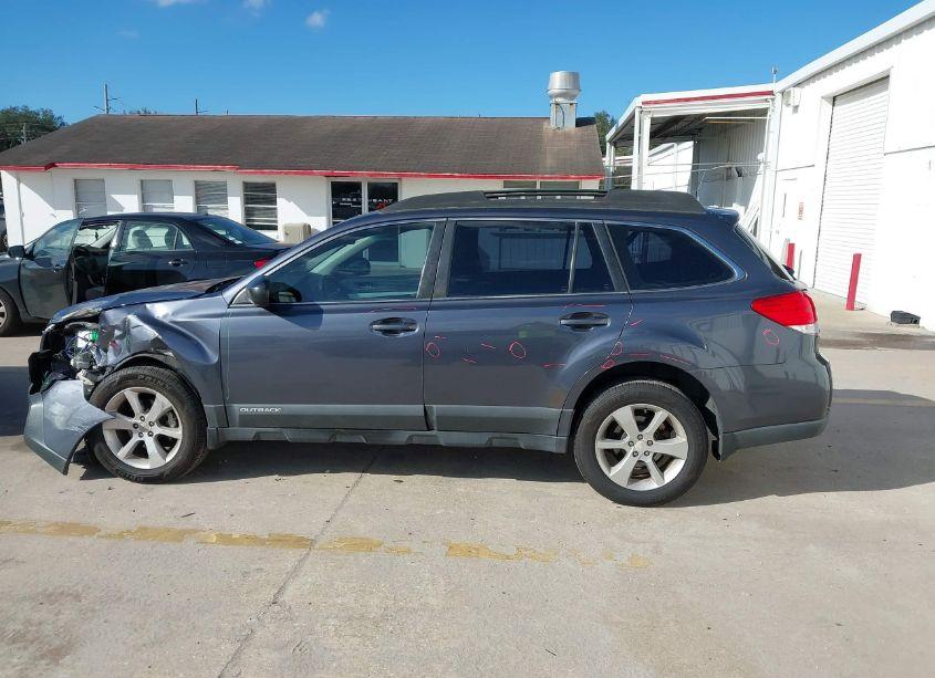 Photo 14 of 2014 Subaru Outback 2.5I (VIN 4S4BRCAC3E3284749)
