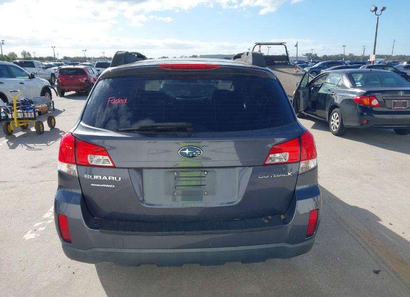 Photo 16 of 2014 Subaru Outback 2.5I (VIN 4S4BRCAC3E3284749)