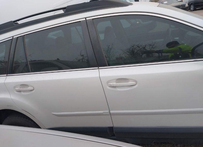 Photo 13 of 2012 Subaru Outback 2.5I (VIN 4S4BRCAC4C3237839)