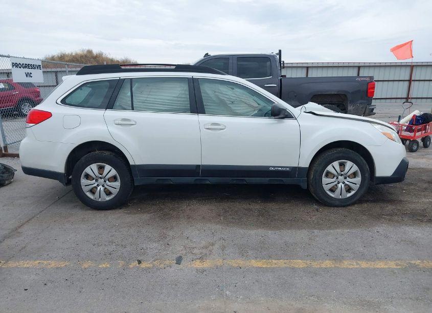Photo 13 of 2013 Subaru Outback 2.5I (VIN 4S4BRCAC4D3312041)