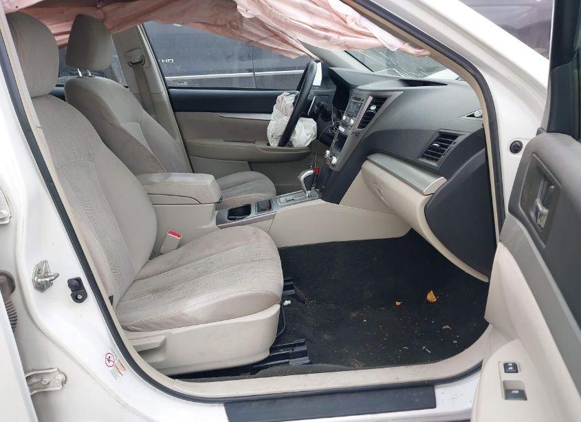 Photo 5 of 2013 Subaru Outback 2.5I (VIN 4S4BRCAC4D3312041)