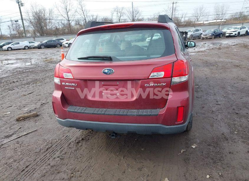 Photo 16 of 2014 Subaru Outback 2.5I (VIN 4S4BRCAC5E3242826)