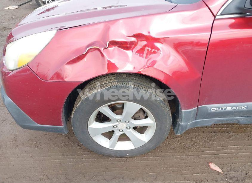 Photo 6 of 2014 Subaru Outback 2.5I (VIN 4S4BRCAC5E3242826)