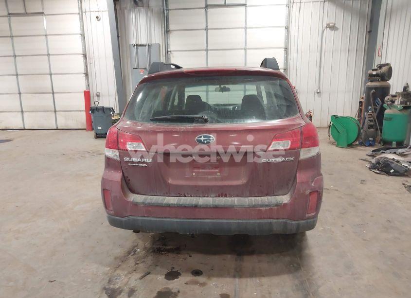 Photo 16 of 2013 Subaru Outback 2.5I (VIN 4S4BRCAC7D3312373)