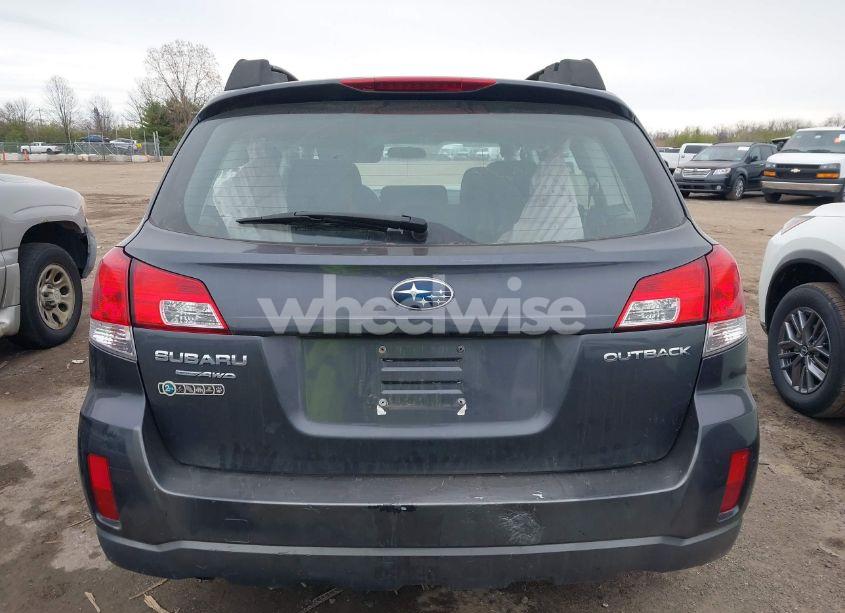 Photo 16 of 2013 Subaru Outback 2.5I (VIN 4S4BRCACXD3282592)