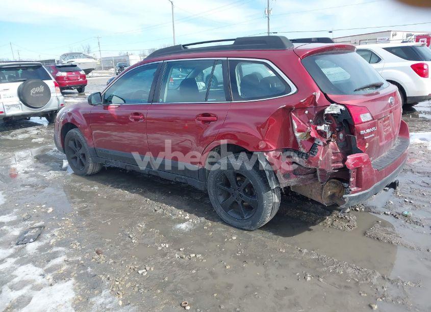 Photo 3 of 2014 Subaru Outback 2.5I (VIN 4S4BRCACXE3328164)