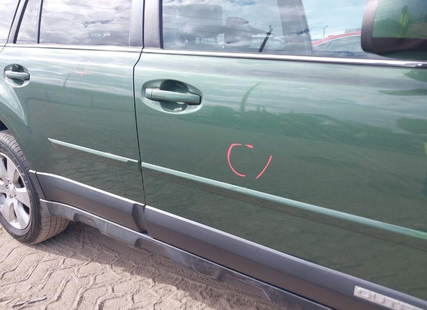 Photo 13 of 2012 Subaru Outback 2.5I PREMIUM (VIN 4S4BRCBC2C3290943)