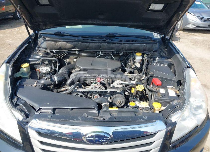 Photo 10 of 2010 Subaru Outback 2.5I PREMIUM (VIN 4S4BRCBC4A3329402)