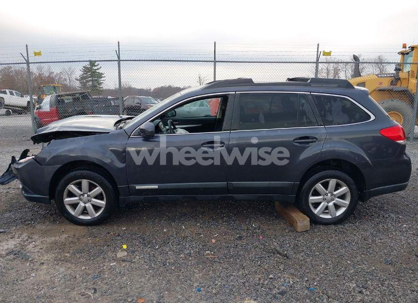 Photo 14 of 2012 Subaru Outback 2.5I PREMIUM (VIN 4S4BRCBC4C3253540)