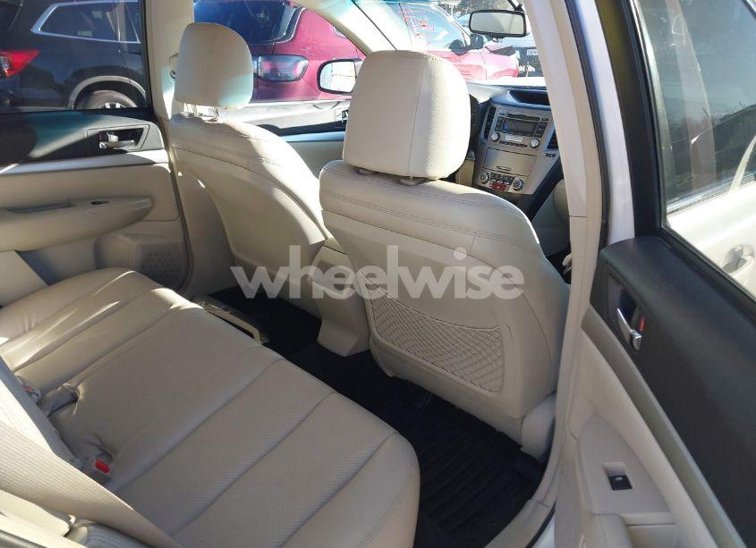 Photo 8 of 2013 Subaru Outback 2.5I PREMIUM (VIN 4S4BRCBC5D3298360)