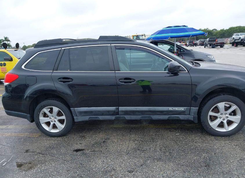 Photo 13 of 2013 Subaru Outback 2.5I PREMIUM (VIN 4S4BRCCC0D3279763)