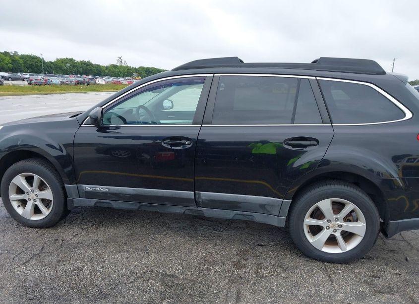 Photo 14 of 2013 Subaru Outback 2.5I PREMIUM (VIN 4S4BRCCC0D3279763)