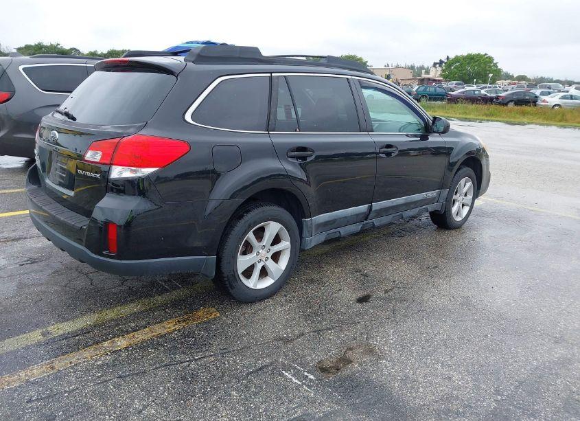 Photo 4 of 2013 Subaru Outback 2.5I PREMIUM (VIN 4S4BRCCC0D3279763)