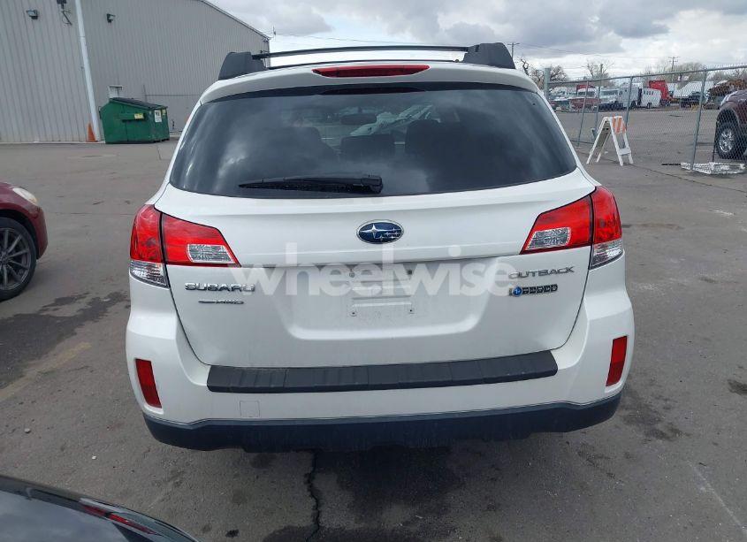 Photo 16 of 2013 Subaru Outback 2.5I PREMIUM (VIN 4S4BRCCC0D3307139)
