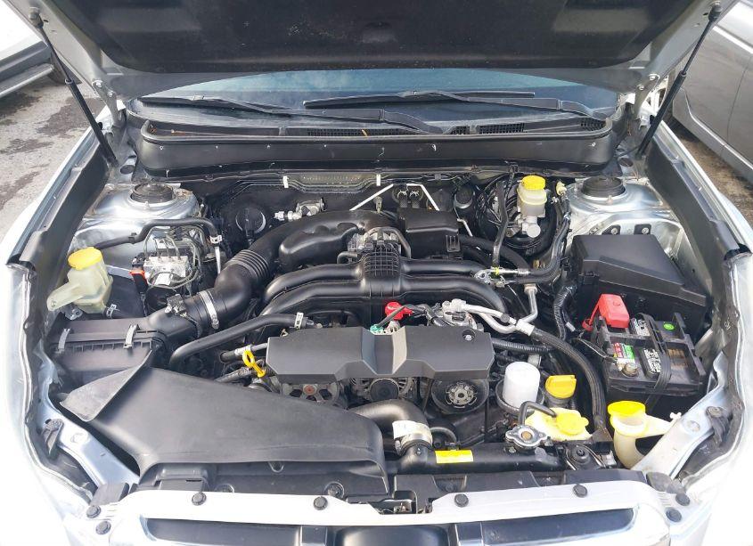 Photo 10 of 2014 Subaru Outback 2.5I PREMIUM (VIN 4S4BRCCC0E3315162)