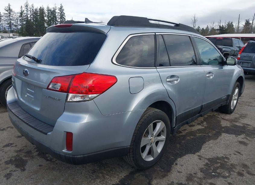 Photo 4 of 2014 Subaru Outback 2.5I PREMIUM (VIN 4S4BRCCC0E3315162)