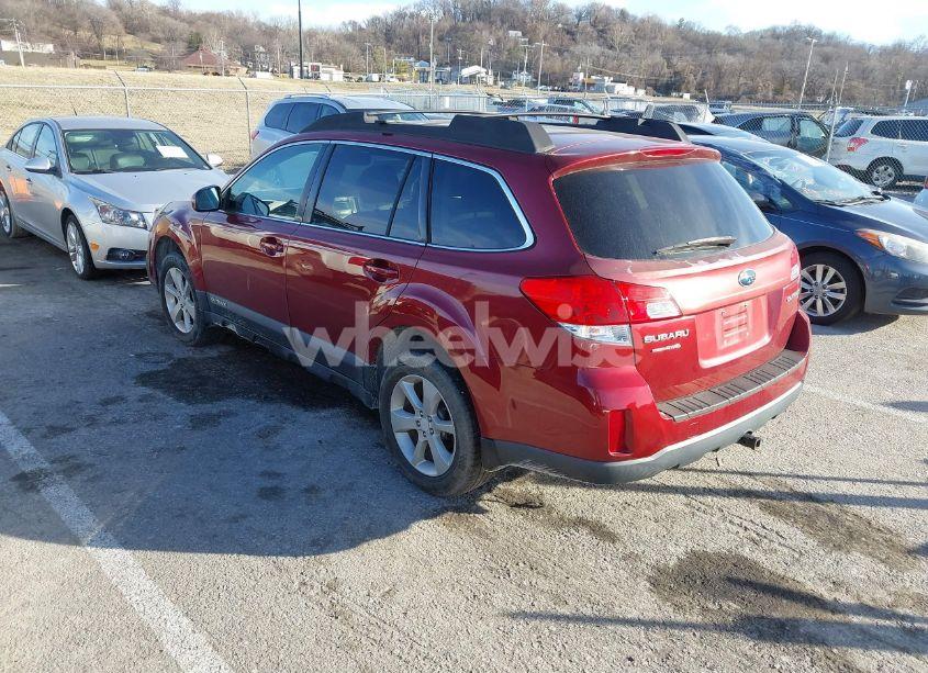 Photo 3 of 2013 Subaru Outback 2.5I PREMIUM (VIN 4S4BRCCC1D3291596)