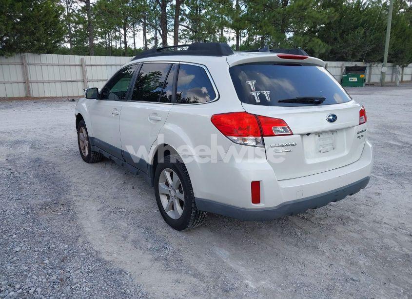 Photo 3 of 2014 Subaru Outback 2.5I PREMIUM (VIN 4S4BRCCC1E3206094)