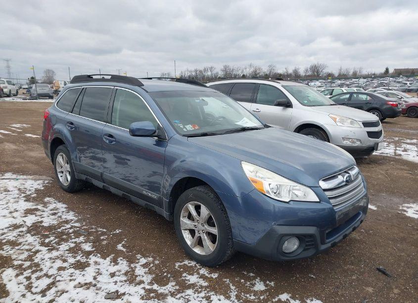 2013 Subaru Outback 2.5I PREMIUM (VIN 4S4BRCCC2D3248899) main photo