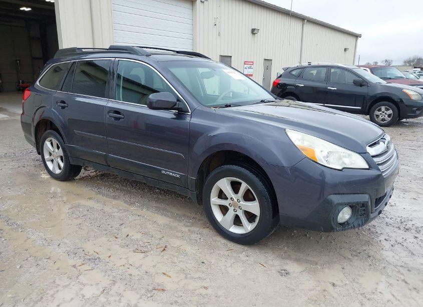 2013 Subaru Outback 2.5I PREMIUM (VIN 4S4BRCCC2D3282874) main photo