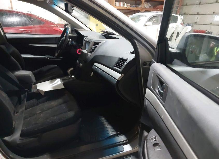 Photo 5 of 2011 Subaru Outback 2.5I PREMIUM (VIN 4S4BRCCC3B3380003)