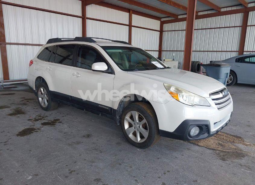 2013 Subaru Outback 2.5I PREMIUM (VIN 4S4BRCCC3D3210131) main photo