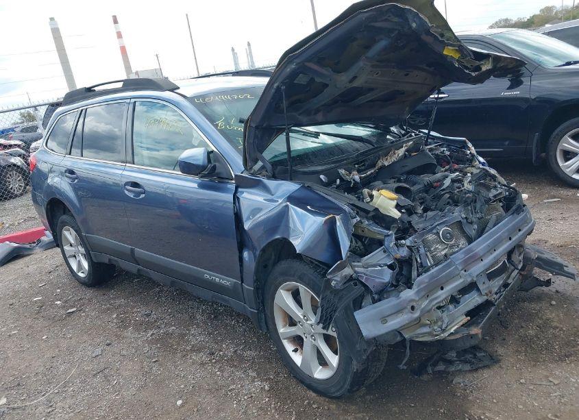 2013 Subaru Outback 2.5I PREMIUM (VIN 4S4BRCCC3D3251813) main photo