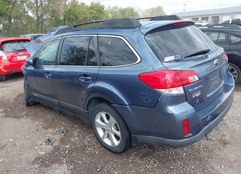 Photo 3 of 2013 Subaru Outback 2.5I PREMIUM (VIN 4S4BRCCC3D3251813)