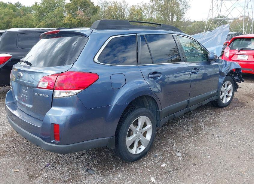 Photo 4 of 2013 Subaru Outback 2.5I PREMIUM (VIN 4S4BRCCC3D3251813)