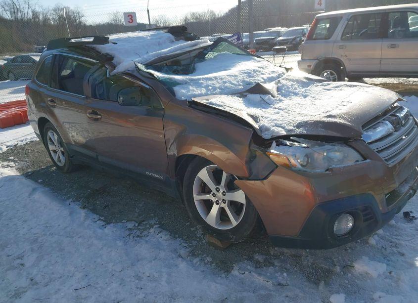 2013 Subaru Outback 2.5I PREMIUM (VIN 4S4BRCCC3D3252654) main photo