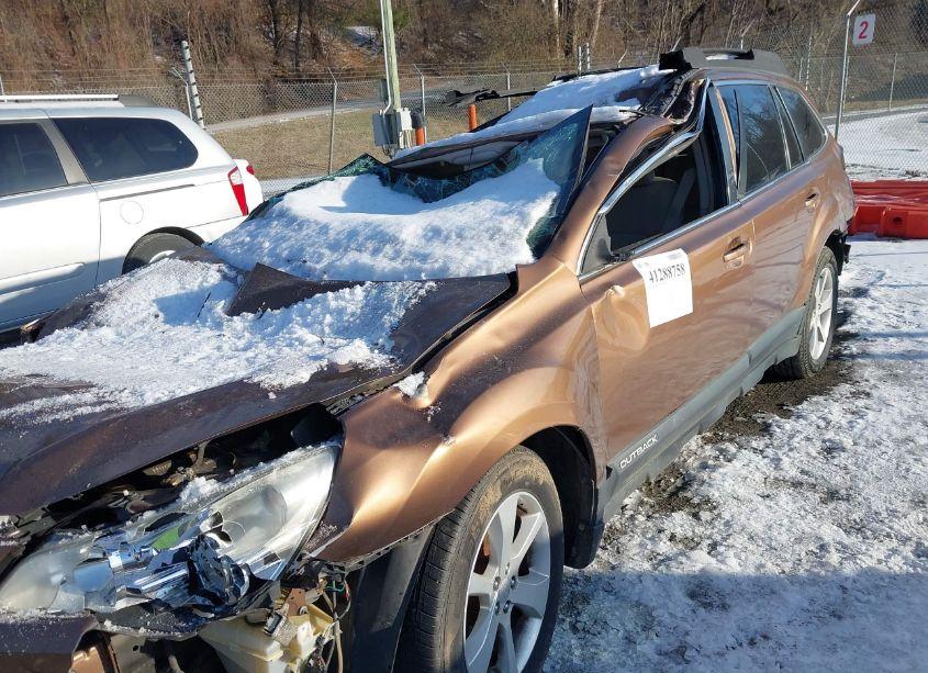 Photo 6 of 2013 Subaru Outback 2.5I PREMIUM (VIN 4S4BRCCC3D3252654)