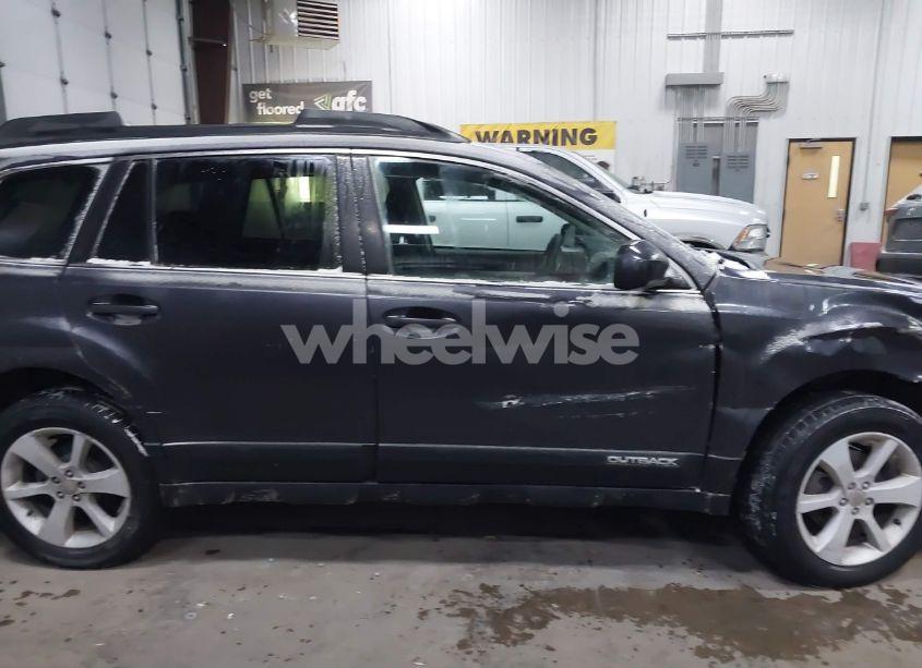 Photo 13 of 2013 Subaru Outback 2.5I PREMIUM (VIN 4S4BRCCC3D3275397)