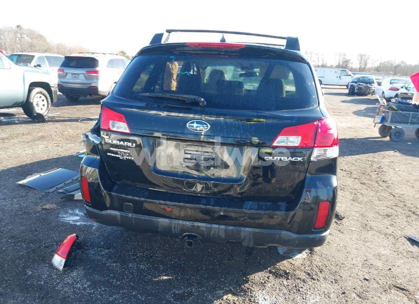 Photo 16 of 2014 Subaru Outback 2.5I PREMIUM (VIN 4S4BRCCC3E3254597)