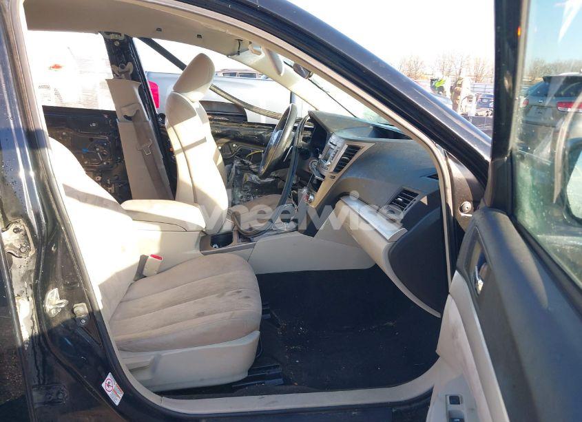 Photo 5 of 2014 Subaru Outback 2.5I PREMIUM (VIN 4S4BRCCC3E3254597)