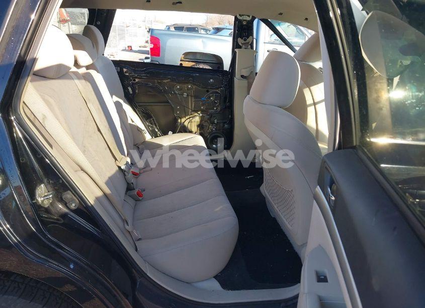 Photo 8 of 2014 Subaru Outback 2.5I PREMIUM (VIN 4S4BRCCC3E3254597)