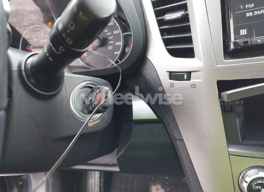 Photo 11 of 2014 Subaru Outback 2.5I PREMIUM (VIN 4S4BRCCC3E3300493)