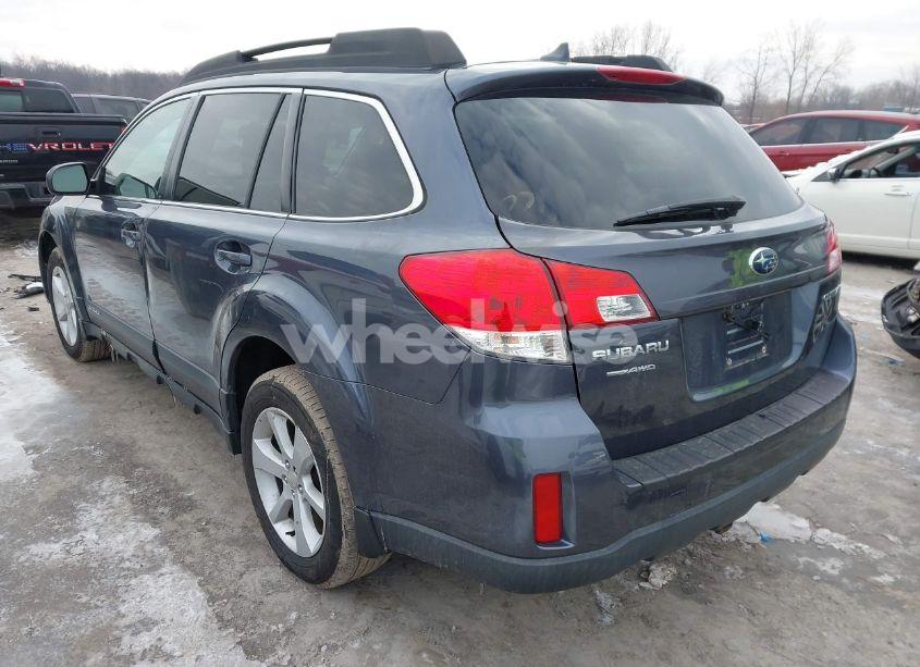 Photo 3 of 2014 Subaru Outback 2.5I PREMIUM (VIN 4S4BRCCC3E3300493)
