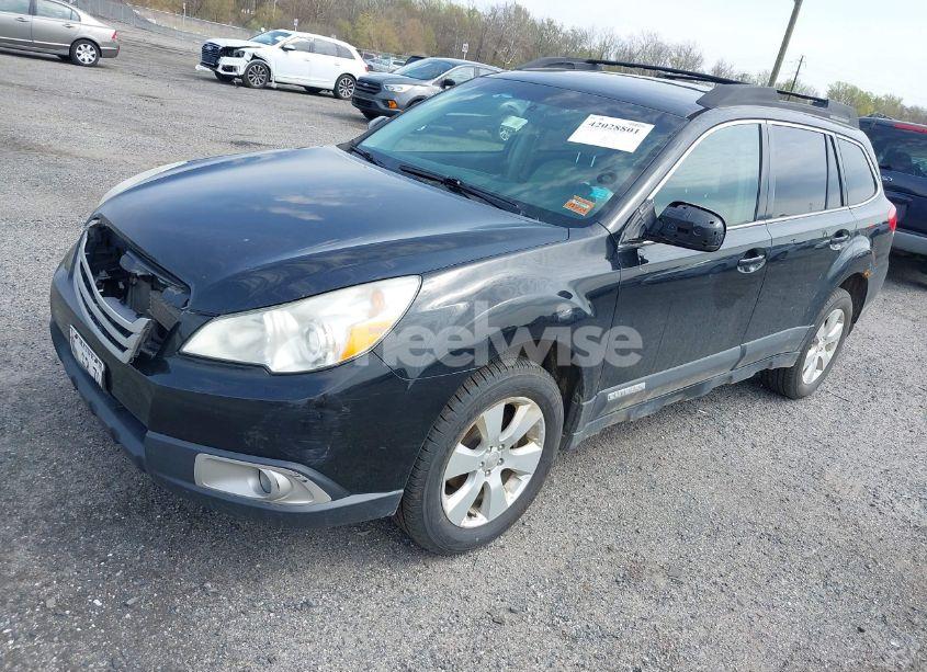 Photo 2 of 2010 Subaru Outback 2.5I PREMIUM (VIN 4S4BRCCC4A3347400)