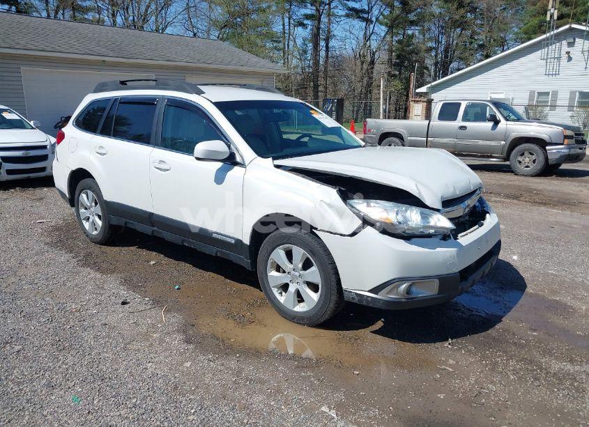 2010 Subaru Outback 2.5I PREMIUM (VIN 4S4BRCCC4A3349762) main photo