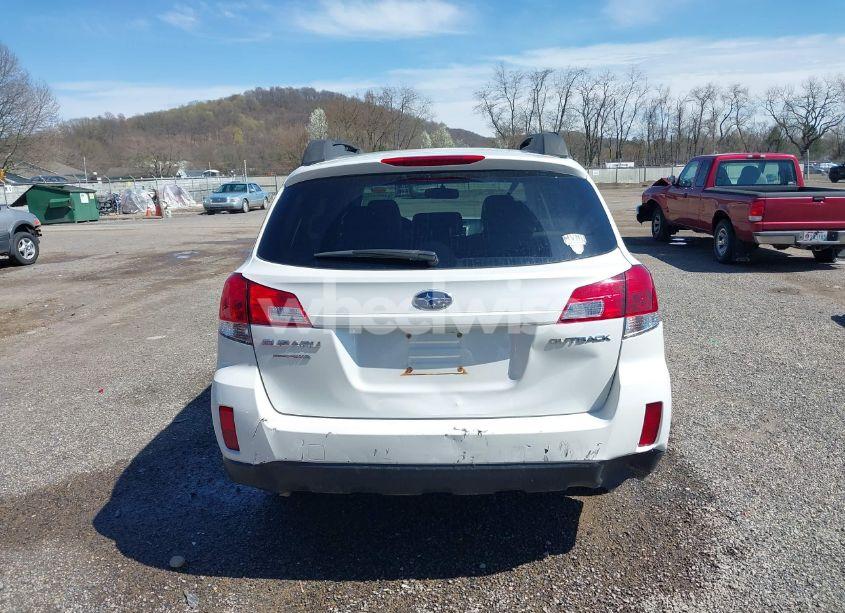 Photo 17 of 2010 Subaru Outback 2.5I PREMIUM (VIN 4S4BRCCC4A3349762)