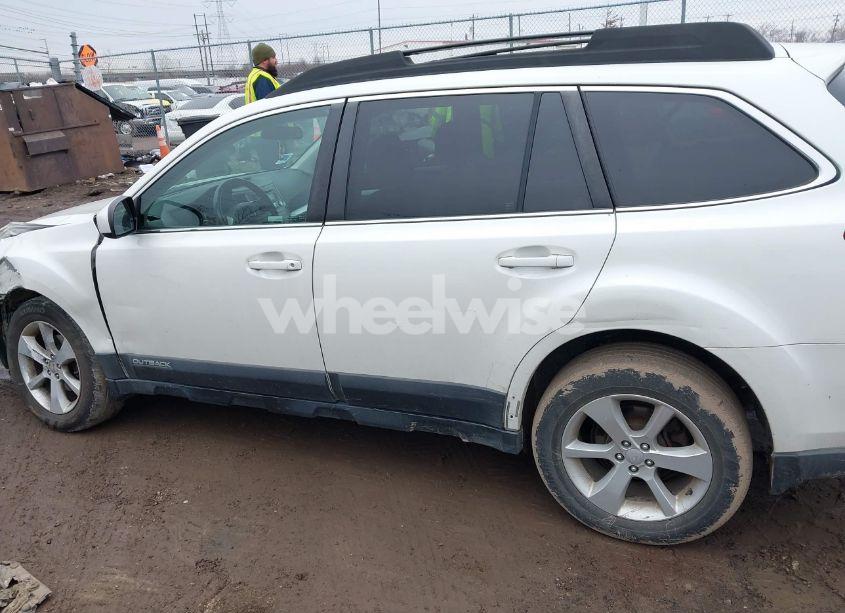 Photo 14 of 2013 Subaru Outback 2.5I PREMIUM (VIN 4S4BRCCC4D3266062)