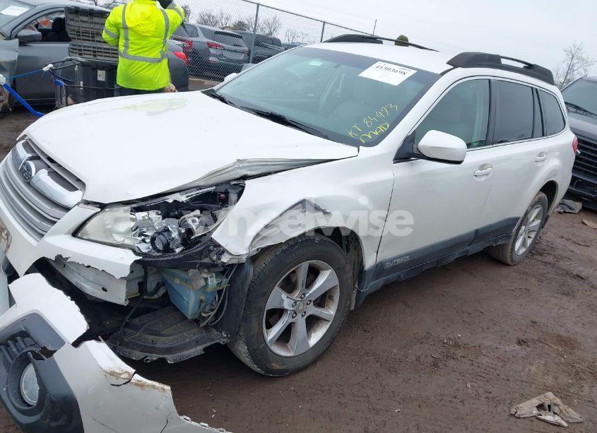 Photo 2 of 2013 Subaru Outback 2.5I PREMIUM (VIN 4S4BRCCC4D3266062)