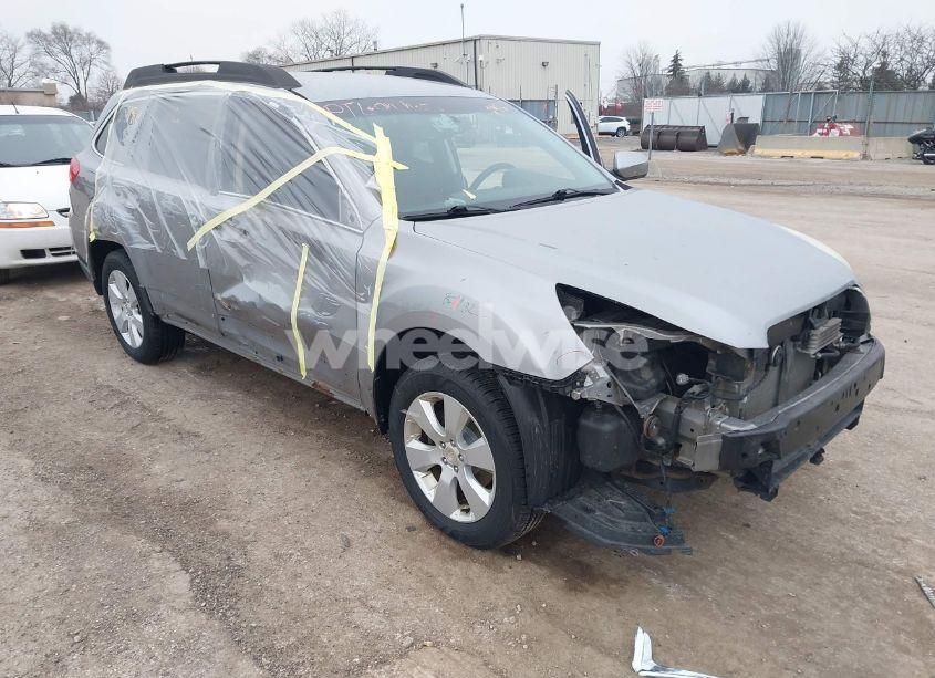 Photo 6 of 2010 Subaru Outback 2.5I PREMIUM (VIN 4S4BRCCC5A3341363)