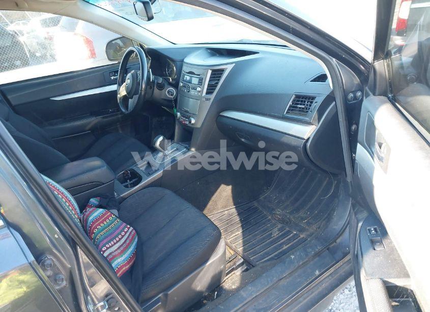 Photo 5 of 2011 Subaru Outback 2.5I PREMIUM (VIN 4S4BRCCC5B3437902)